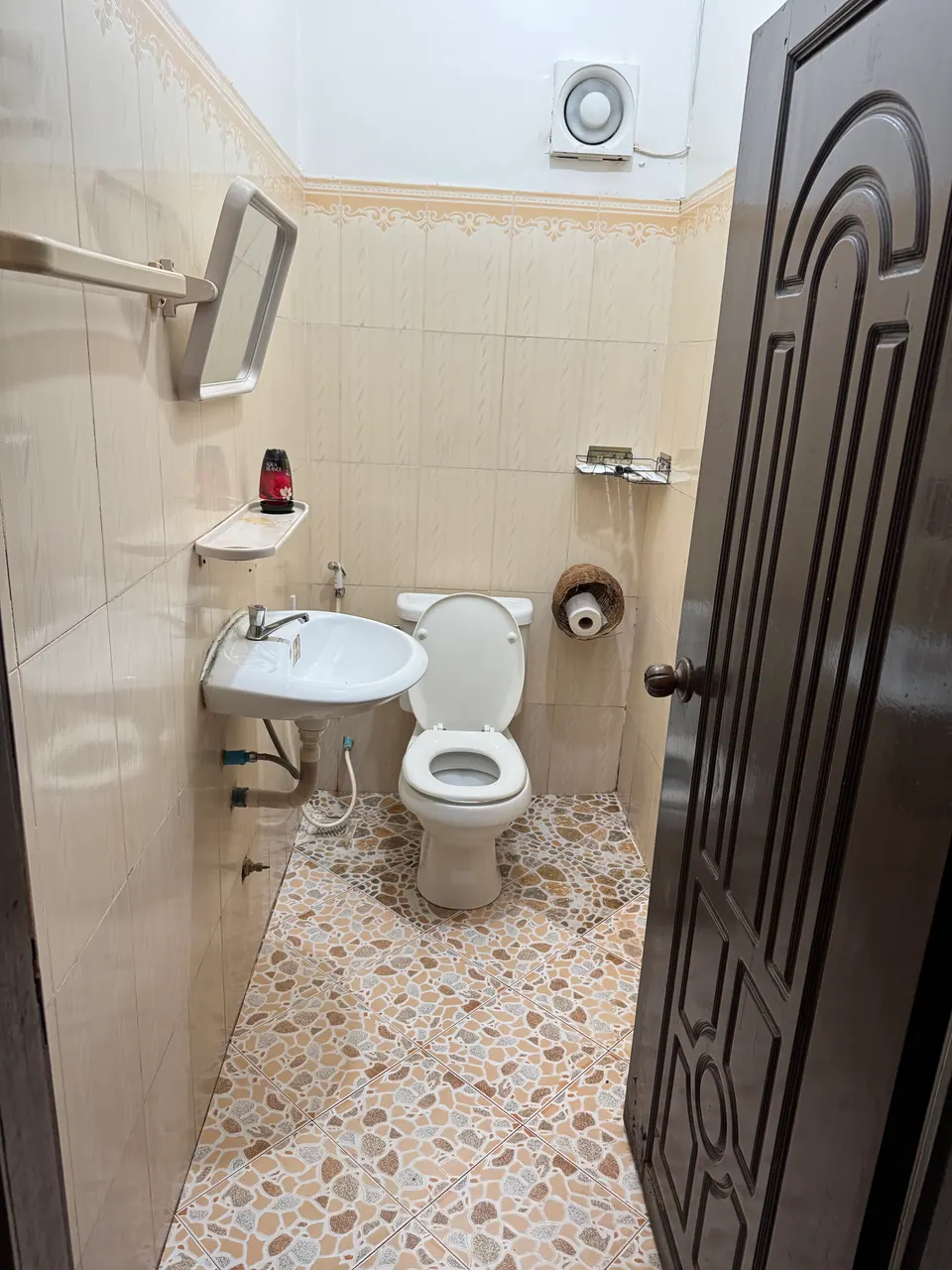 Double room bathroom