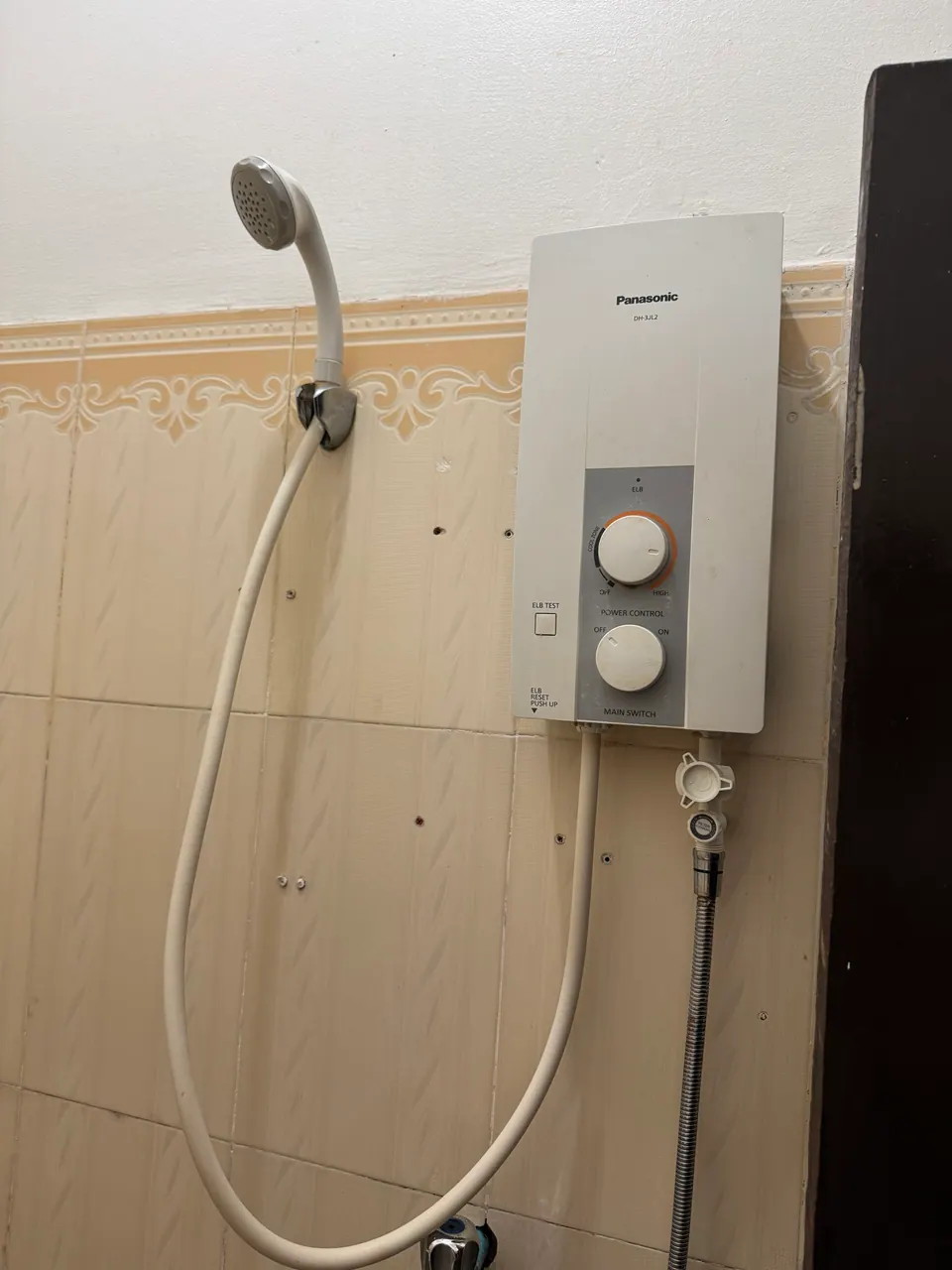 Electric hot-water shower heater